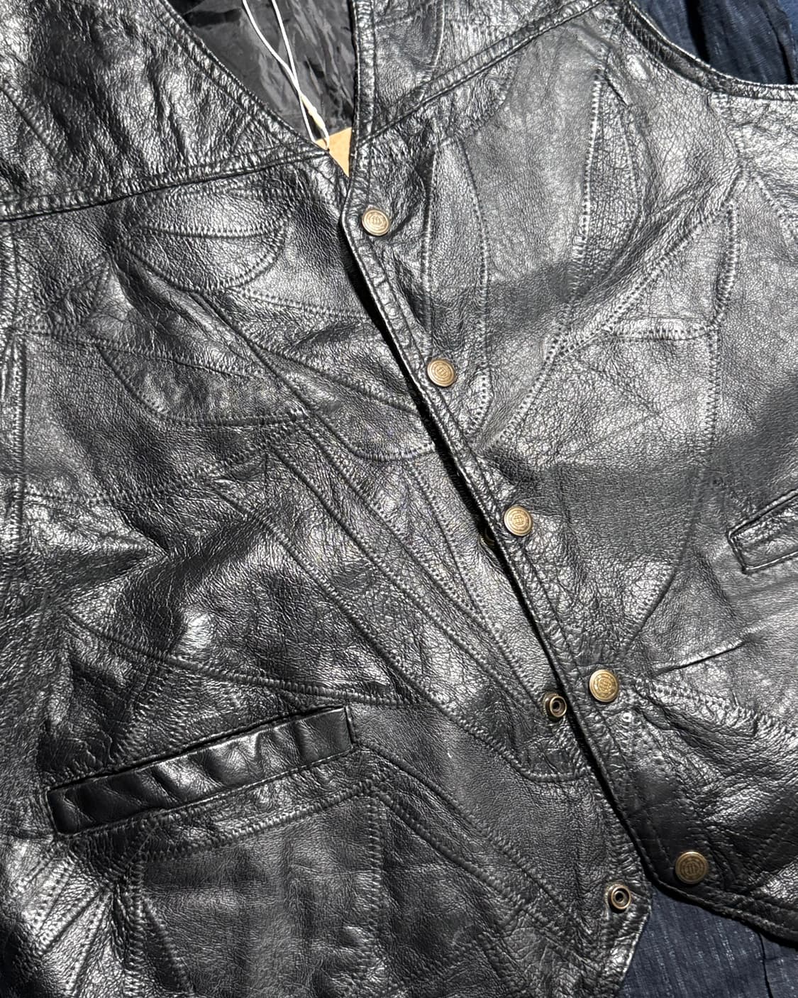 90-00‘s 나바르 레더 이탈리안 스톤 디자인 레더 베스트 L 상품이미지2