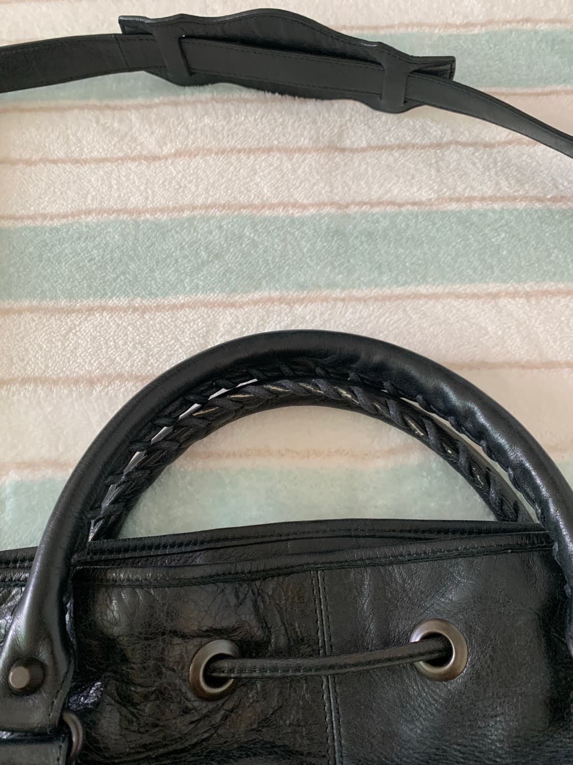 발렌시아가 모터백 블랙 상품이미지7