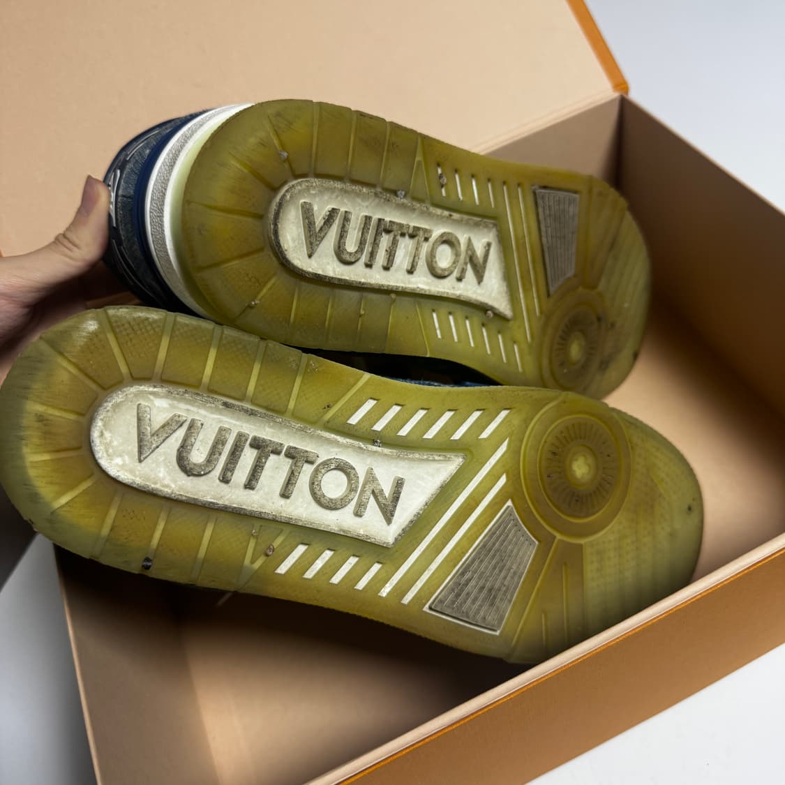 루이비통 LV 트레이너 모노그램 데님 블루 스니커즈 9 상품이미지5