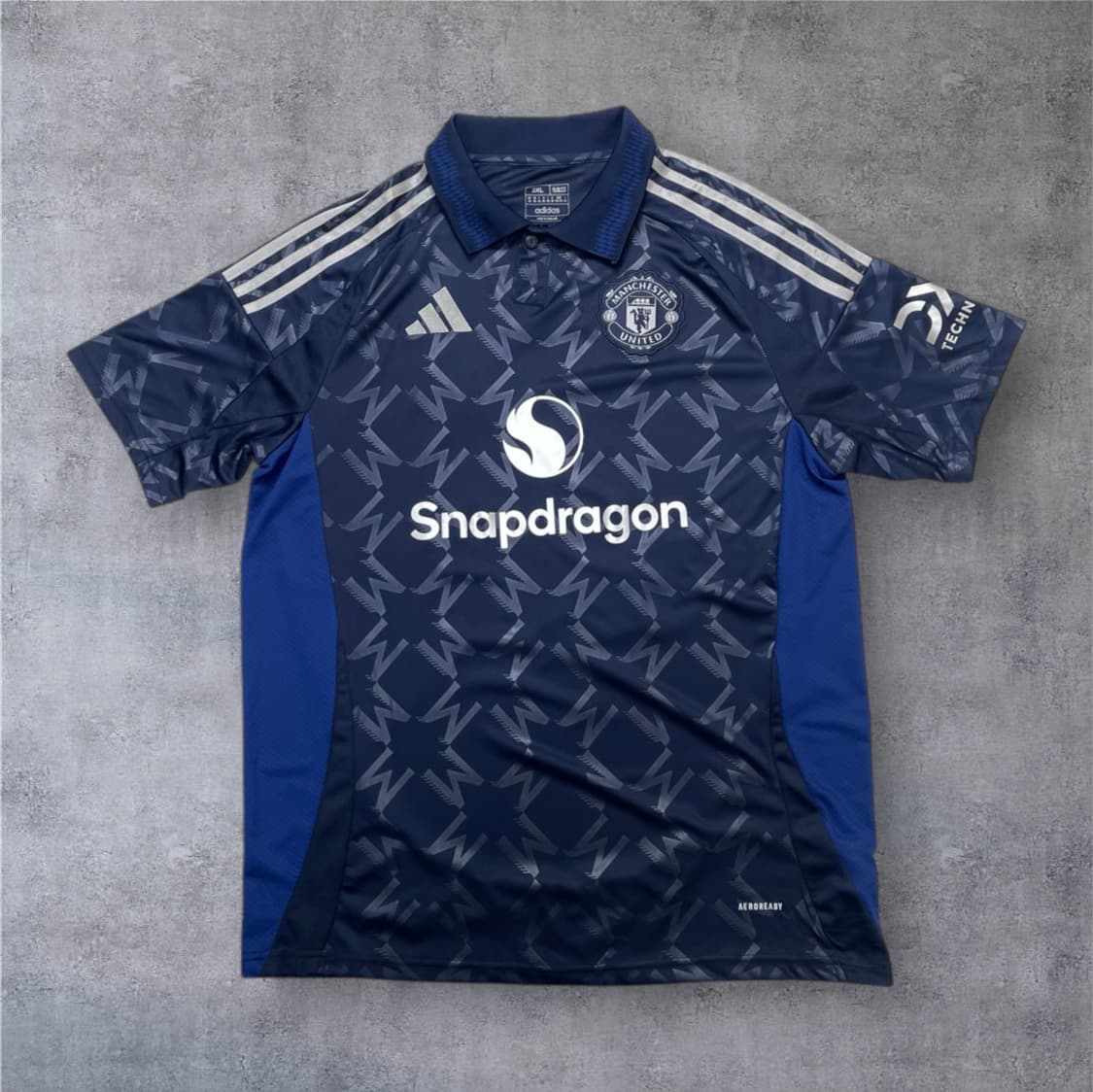 아디다스 맨체스터 유나이티드 어웨이 N0.37 마이누 유니폼 2XL 상품이미지1