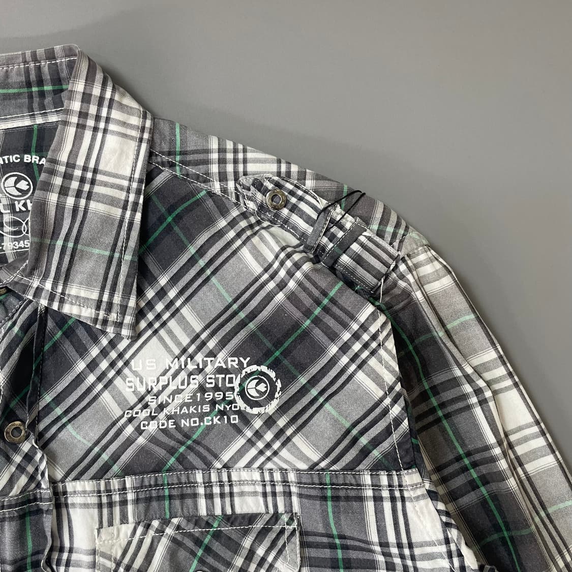 COOL KHAKIS 밀리터리 빈티지 체크 견장 셔츠 상품이미지4