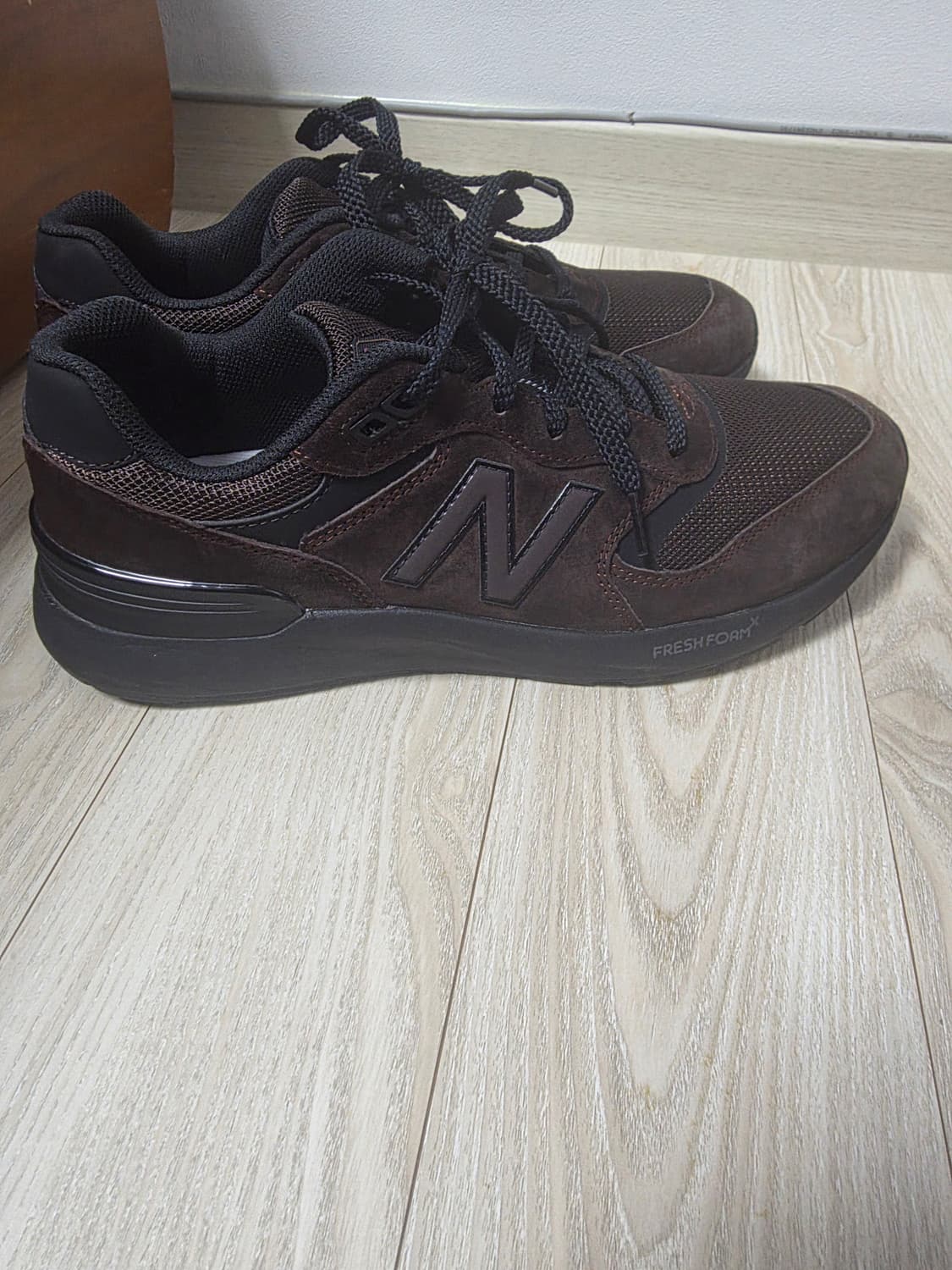[285] 뉴발란스 880v7 브라운 MW880BD7 1회착 상품이미지2