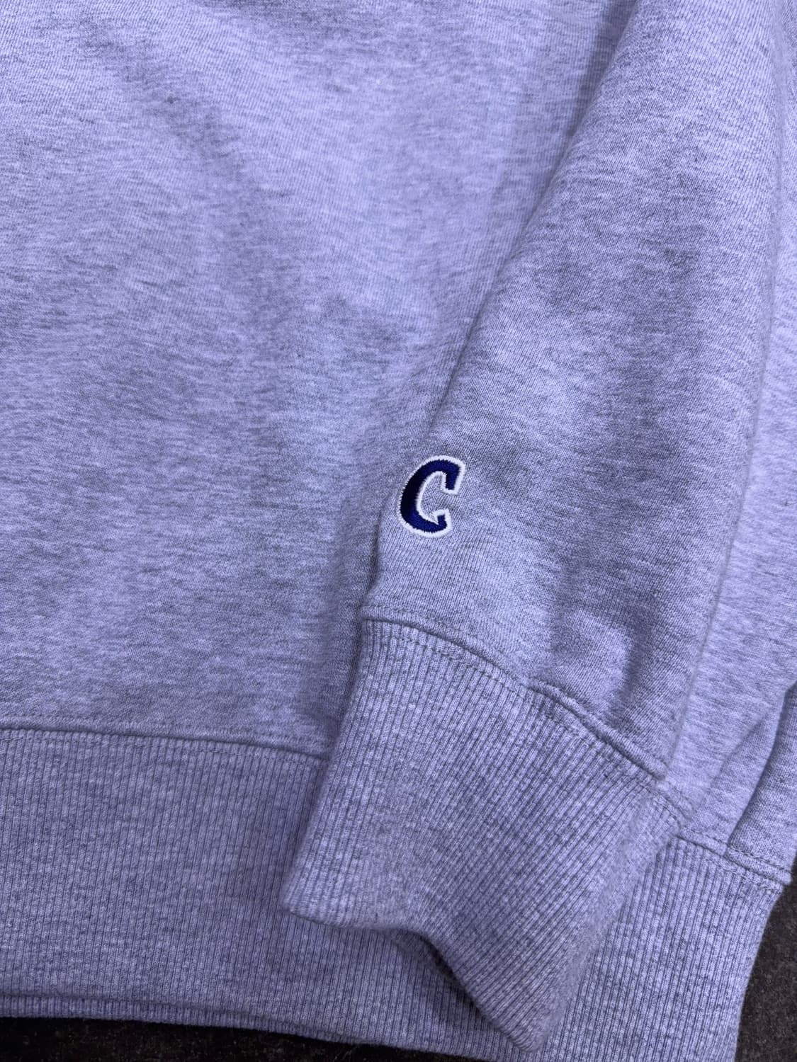 커버낫 부클 C로고 맨투맨 스웻셔츠 그레이 M 상품이미지5