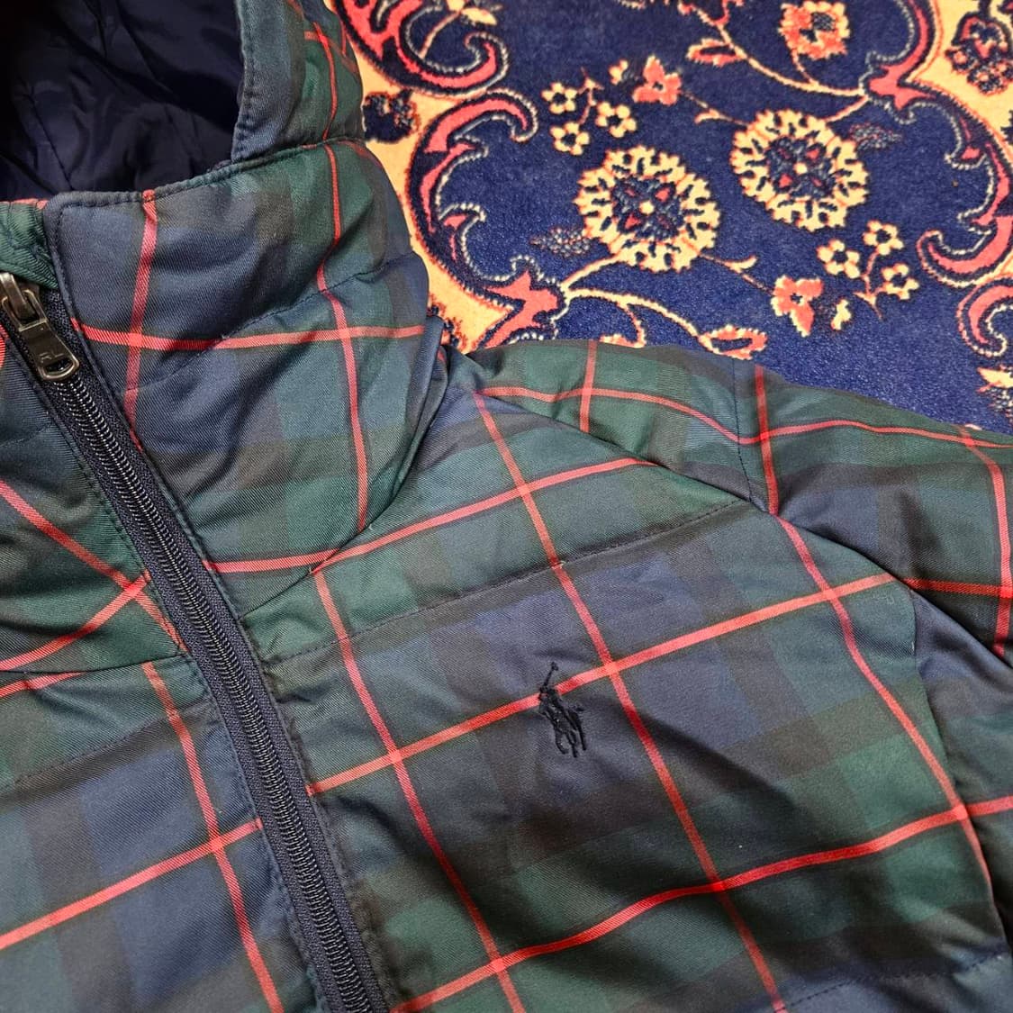 폴로랄프로렌 시그니쳐 타탄체크 덕다운 후드 패딩 상품이미지3