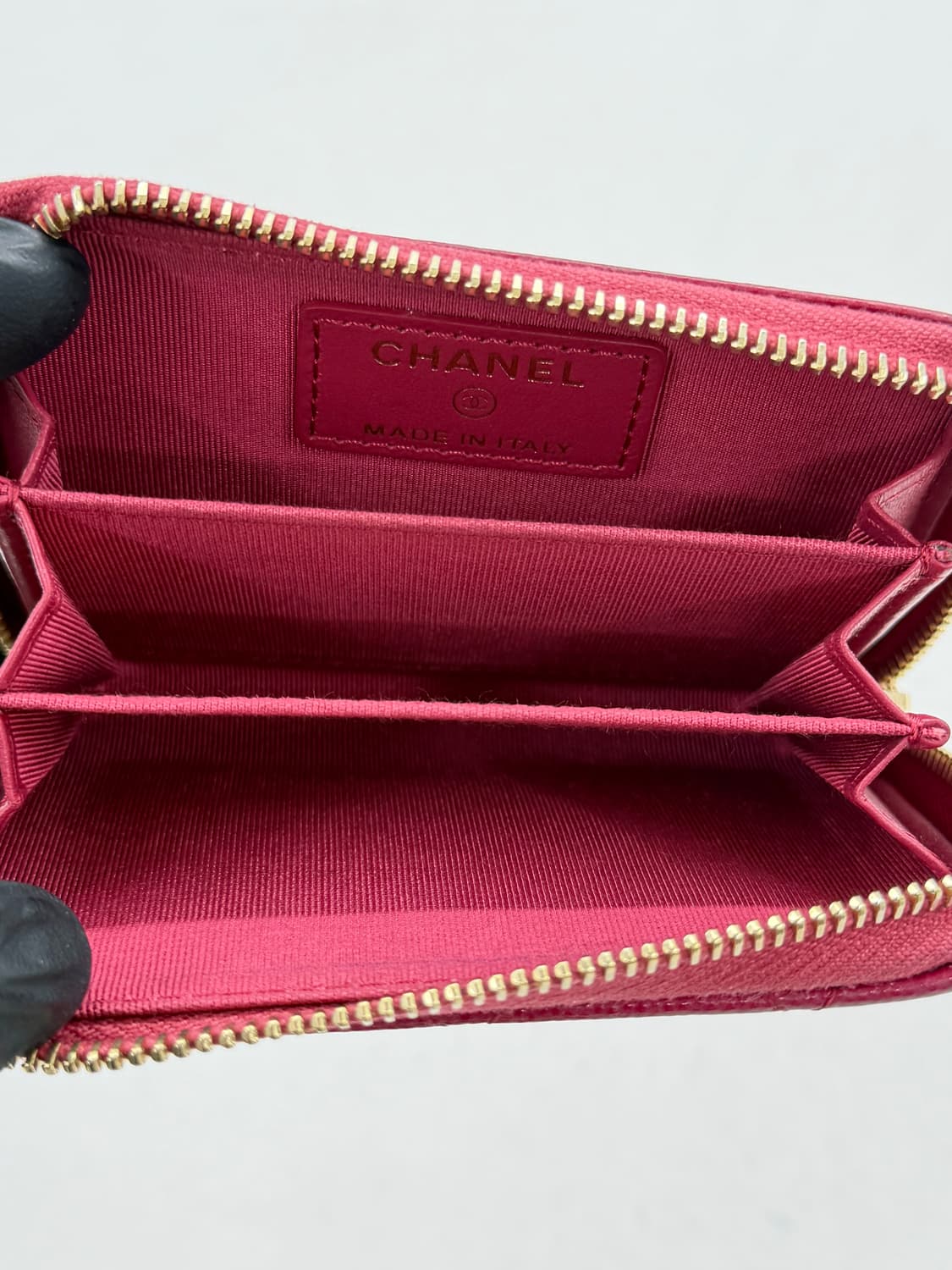 샤넬 클래식 캐비어 퀄팅 지퍼 동전지갑 버건디 상품이미지8