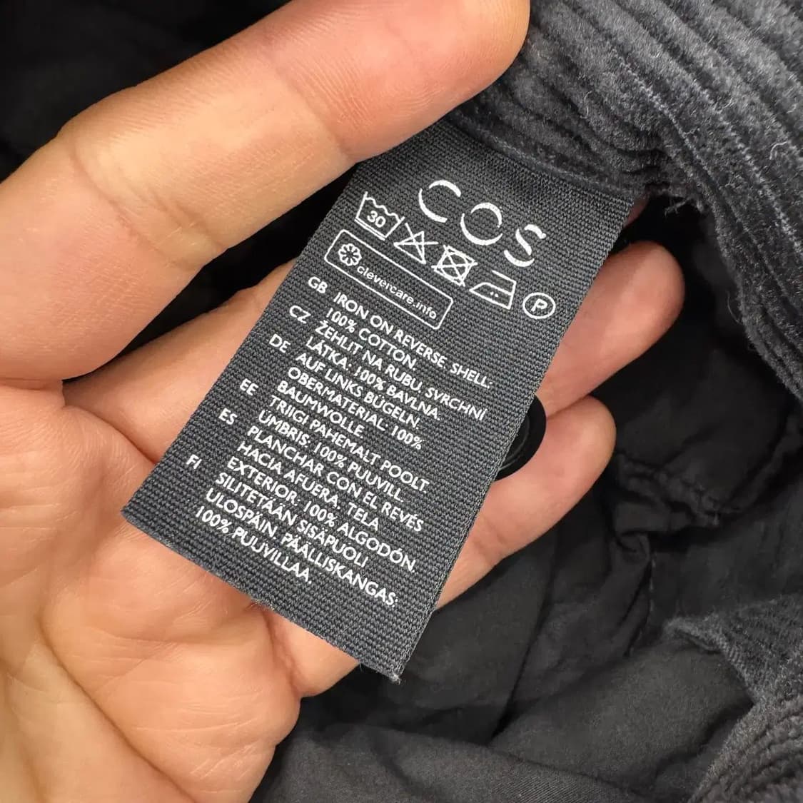 33 COS 블랙 코듀로이 팬츠  상품이미지5