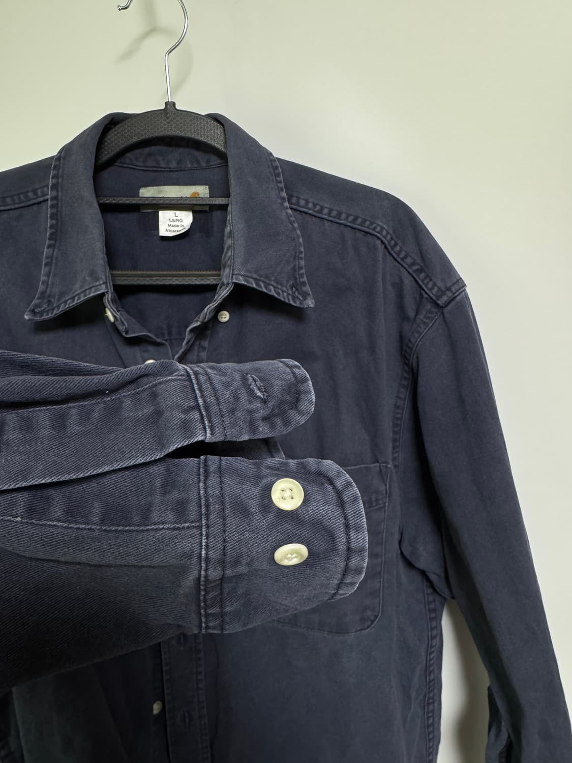 칼하트 헤비 셔츠 네이비 색상 XL 상품이미지3