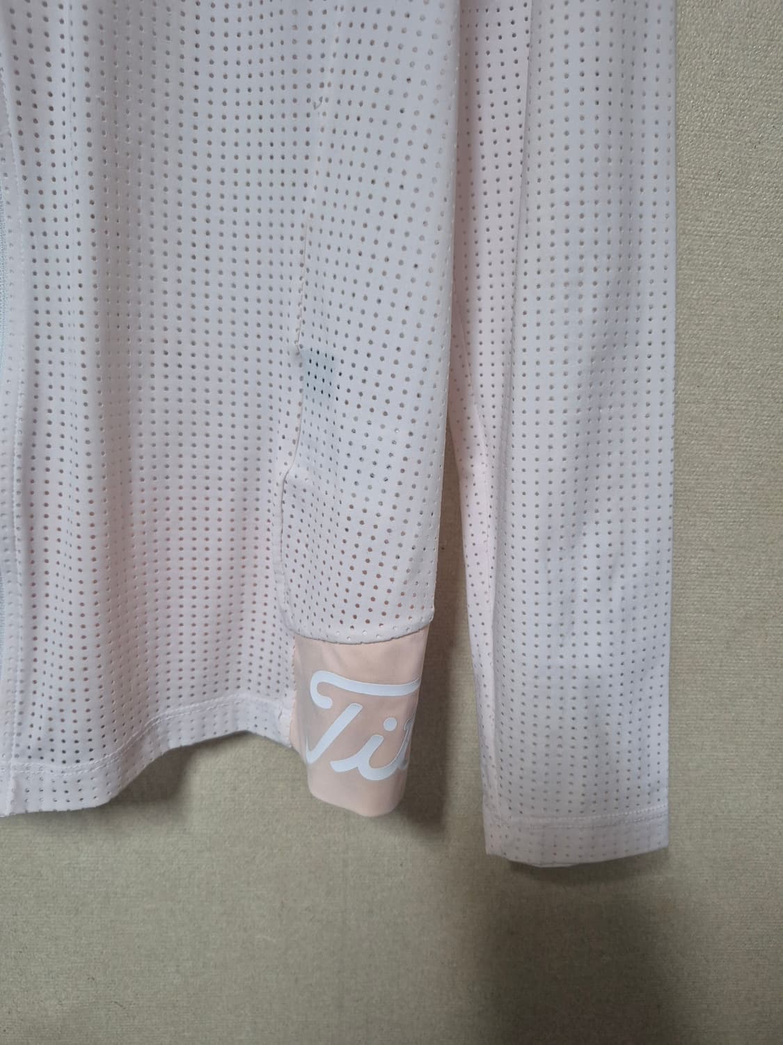 타이틀리스트 전판 펀칭 미드레이어 상품이미지4