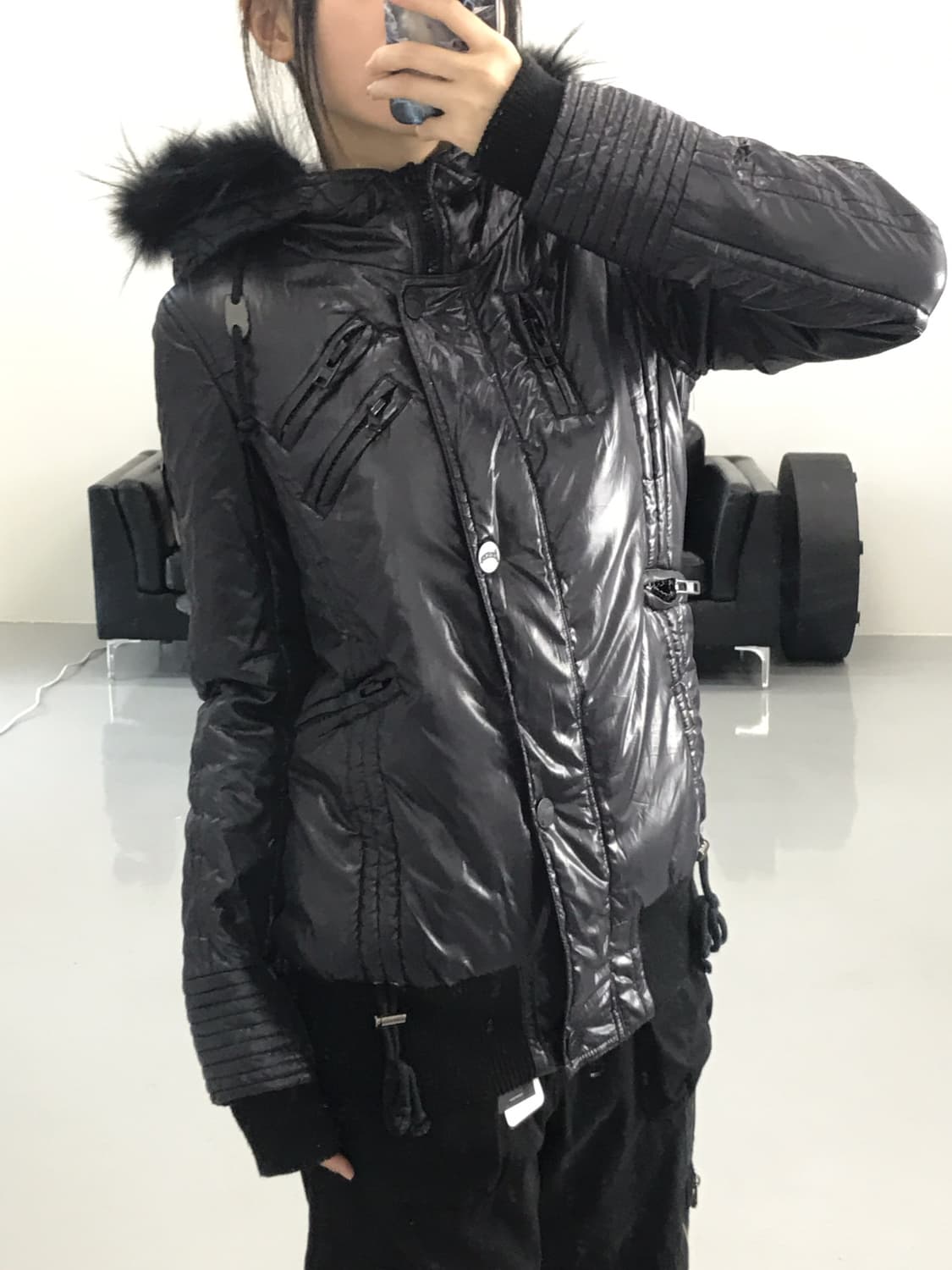 HEAVEN and Earth Black Puffer Jackets 상품이미지3