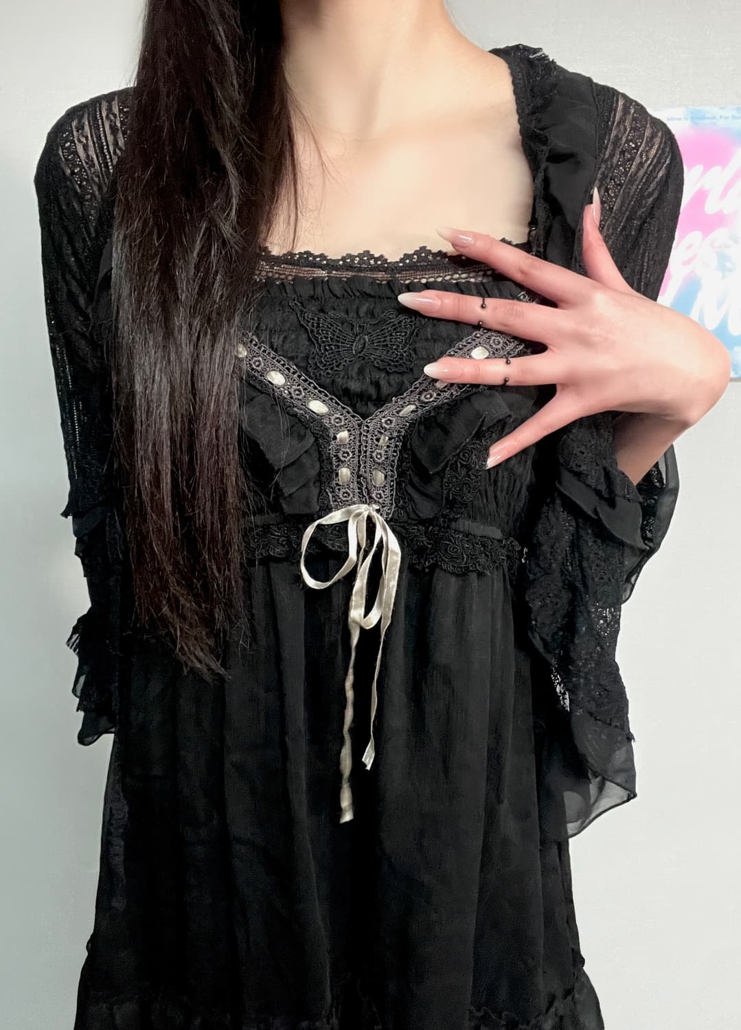 엑시즈팜 엔틱 에스닉 나비 자수 레이스 슬리브리스 쉬폰 블랙 원피스 상품이미지2