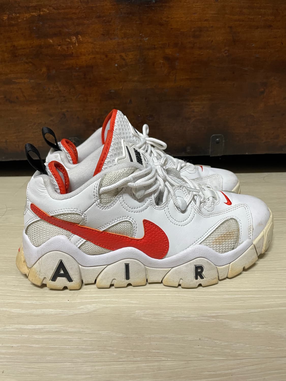 나이키 에어 바라지 로우 운동화 상품이미지4