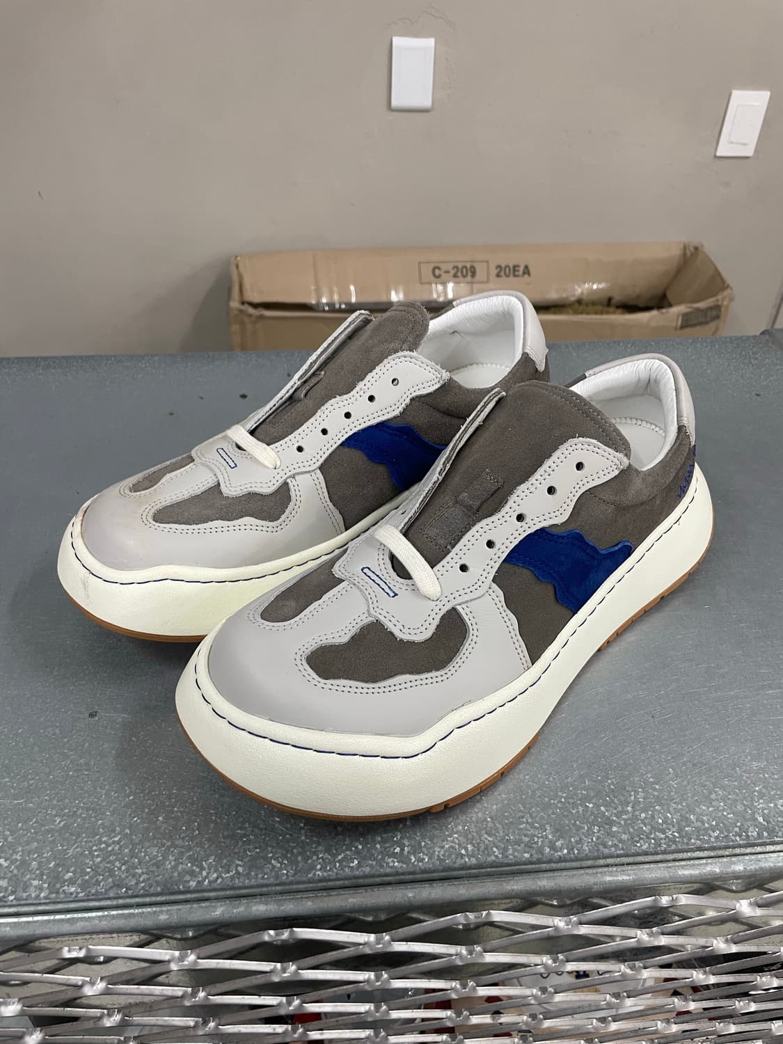 아더에러 로그 바우스 그레이 280 상품이미지2