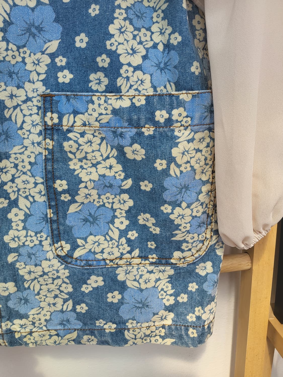 플라워 데님 멜빵 원피스 상품이미지3