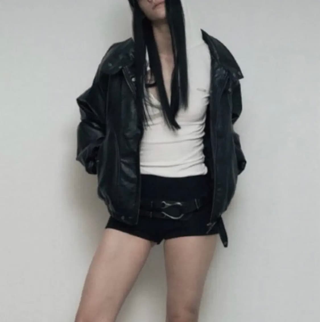 보헤미안서울 보헴서 레더 하이넥 모토 자켓 오버핏 상품이미지1