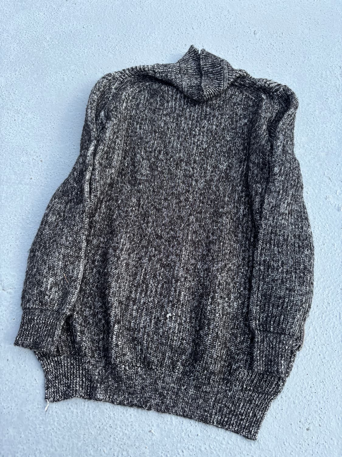 “Vintage”Black&Grey High Neck Zipper det 상품이미지5