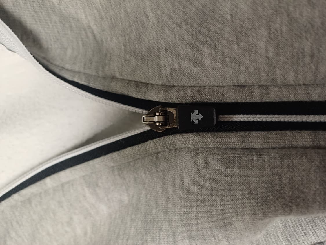 데상트 기능성 트레이닝 후드 집업 (L사이즈/그레이) 상품이미지7