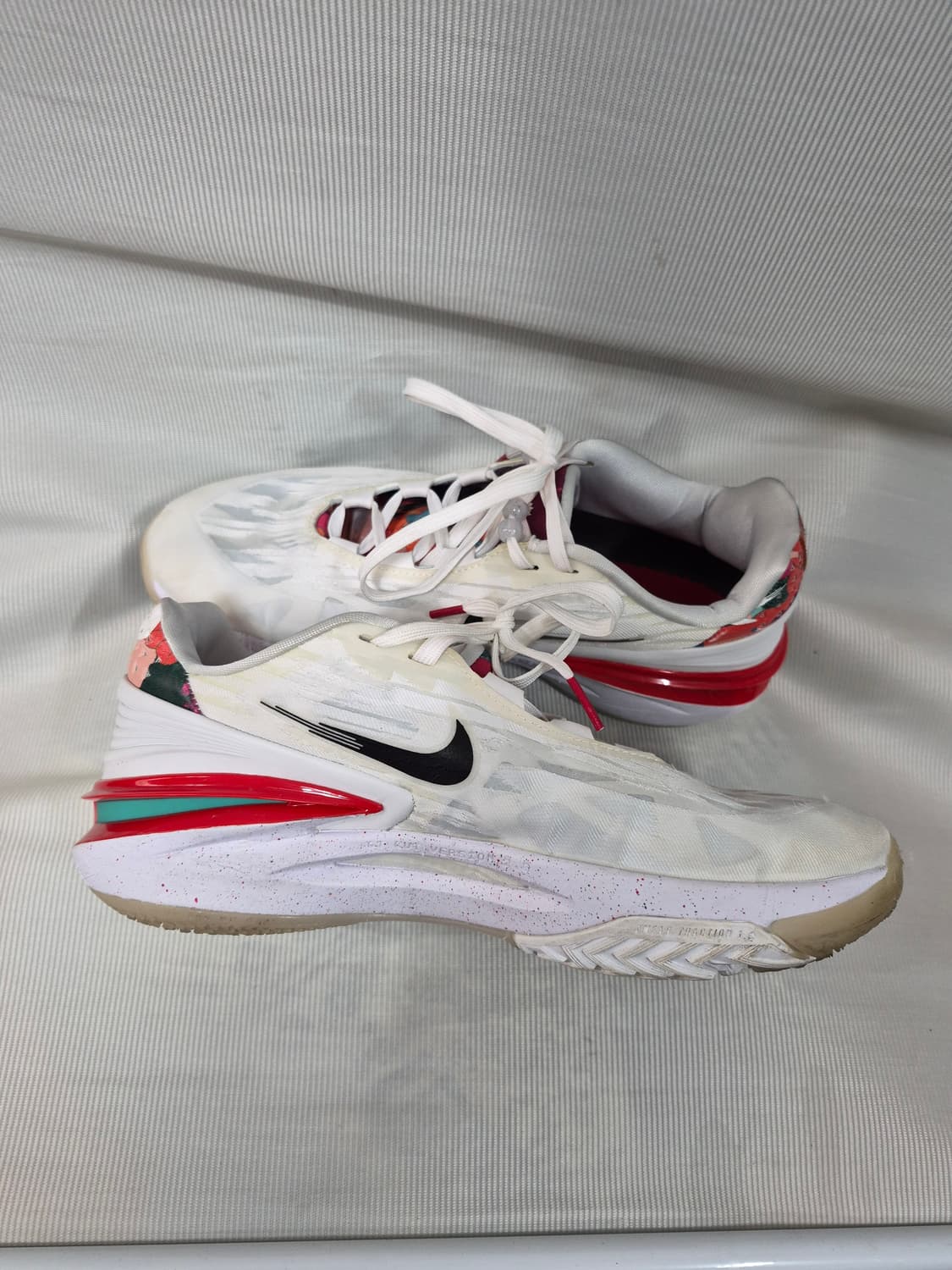 나이키 에어줌 지티 컷 2 써밋 FD4321-101 265 상품이미지4