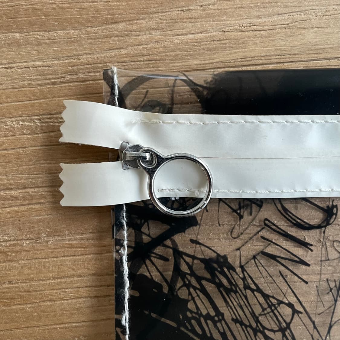 MM6 클리어 파우치 상품이미지3