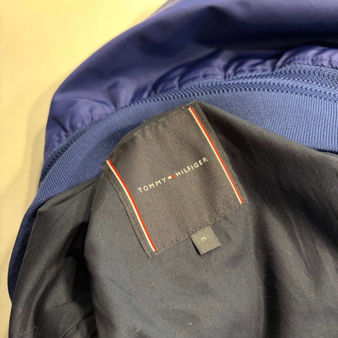 [M] 타미힐피거 빅로고 자수 봄버 자켓 네이비 D798 상품이미지7
