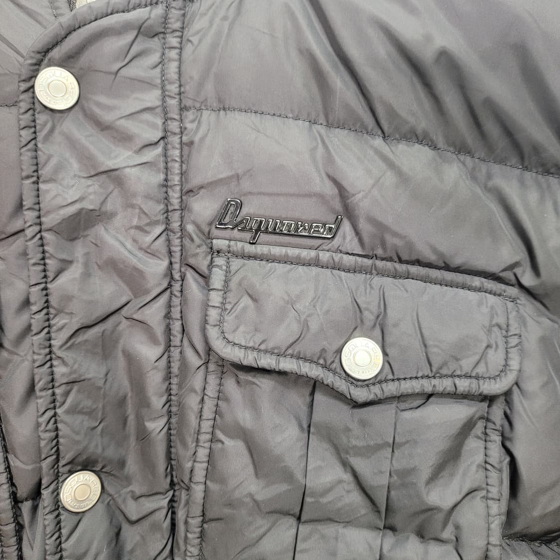 디스퀘어드 콤마이너 스틸로고 덕다운 숏 패딩 48사이즈 상품이미지3