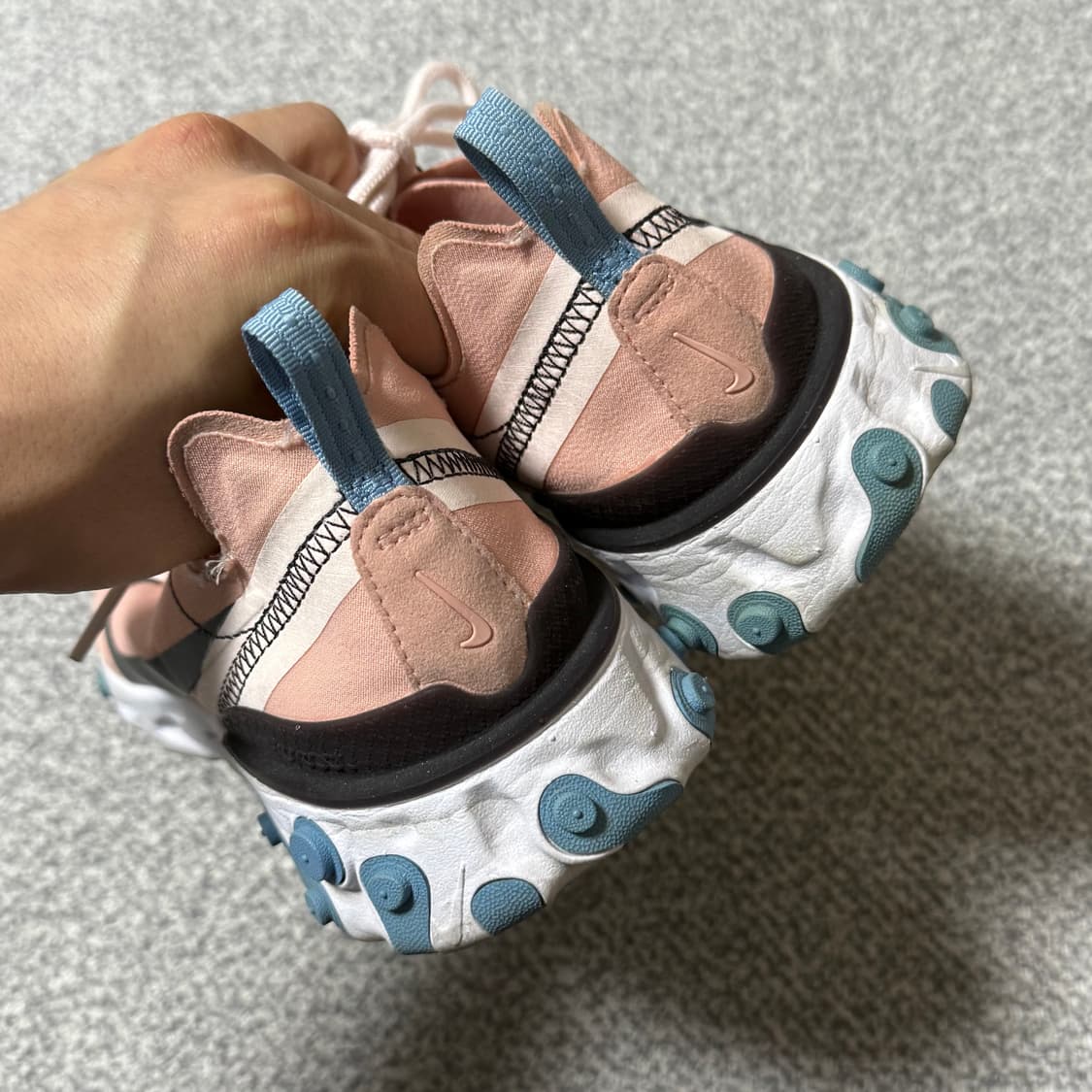 [정가 16만원] 나이키 엘리먼트55 스니커즈 250 상품이미지5