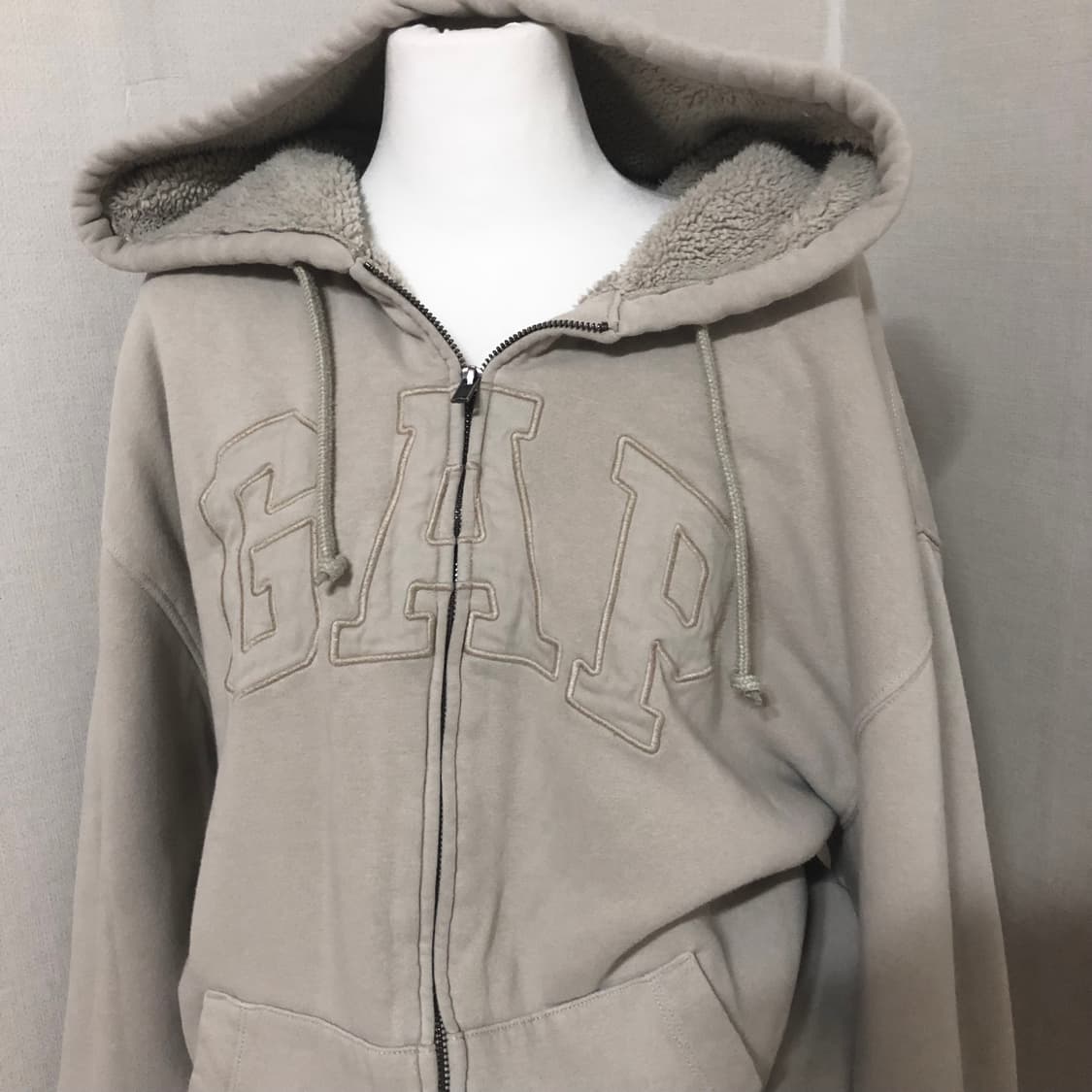 갭 베이지 보아털 후드집업 2XL 상품이미지2