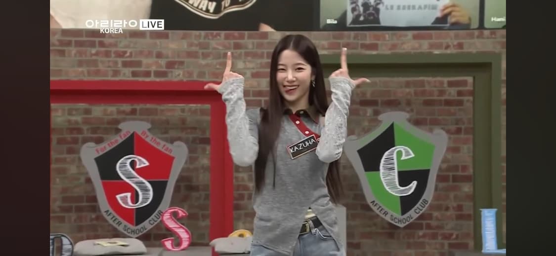 Kyo 다이애그널 컷아웃 블록 카라티_그레이쉬 카즈하착용 상품이미지3