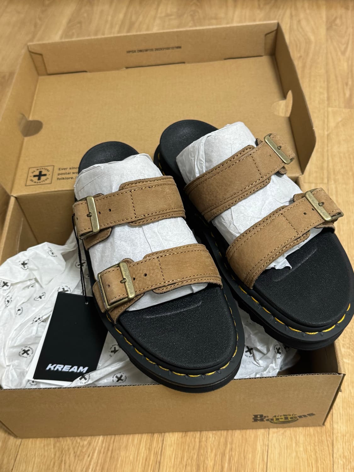 닥터마틴 마일즈 230 상품이미지1