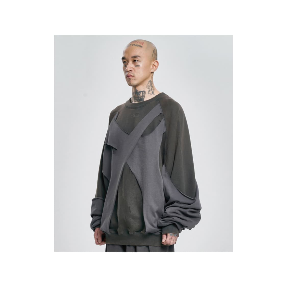 24F/W Paneled Washed Sweatshirt 상품이미지3