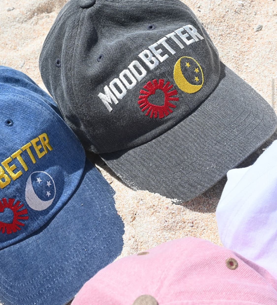 무드베러 심볼 볼캡 차콜 상품이미지1