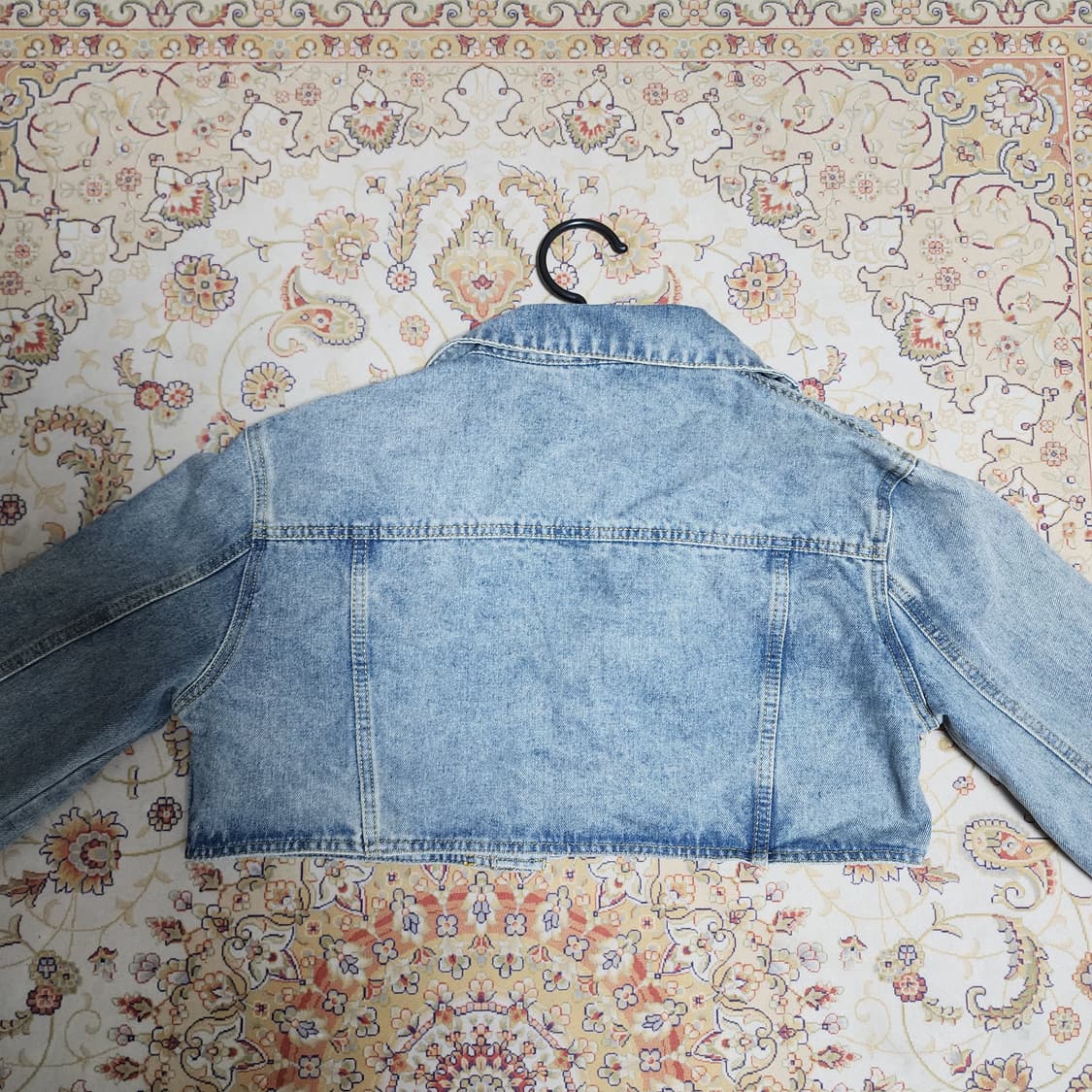 여성 크롭 데님 자켓
프리 상품이미지2