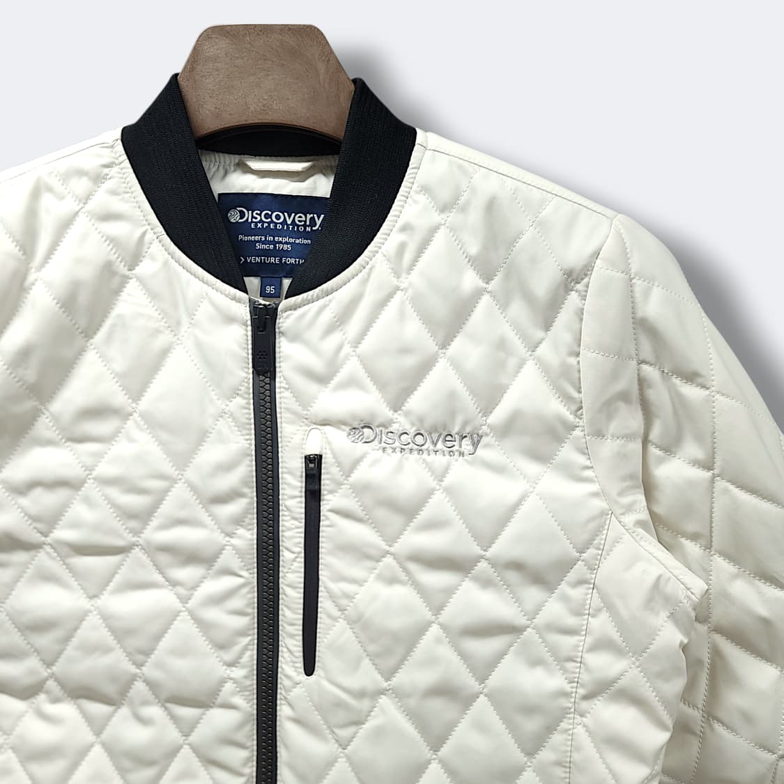 [95] 디스커버리 익스페디션 크림 퀼팅 봄버 자켓 상품이미지4