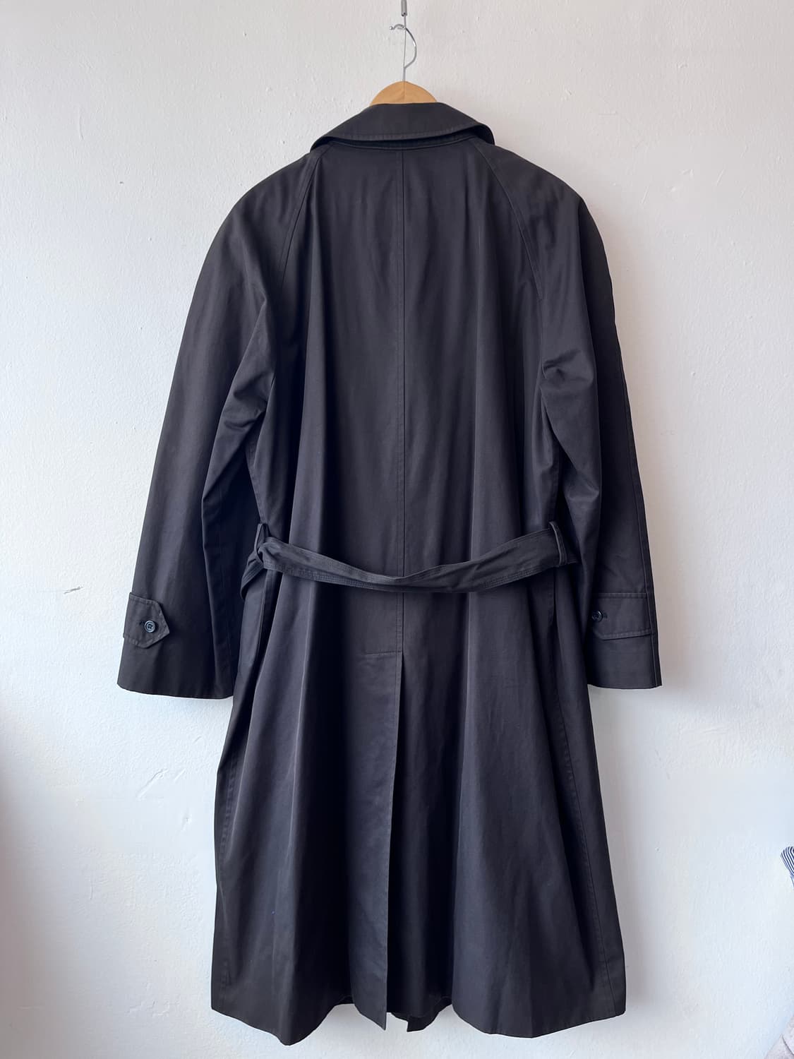 닥스 남성 다크브라운 간절기싱글트렌치코트 상품이미지4