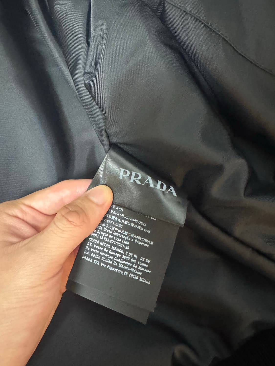 프라다 레더 봄버 52 상품이미지4