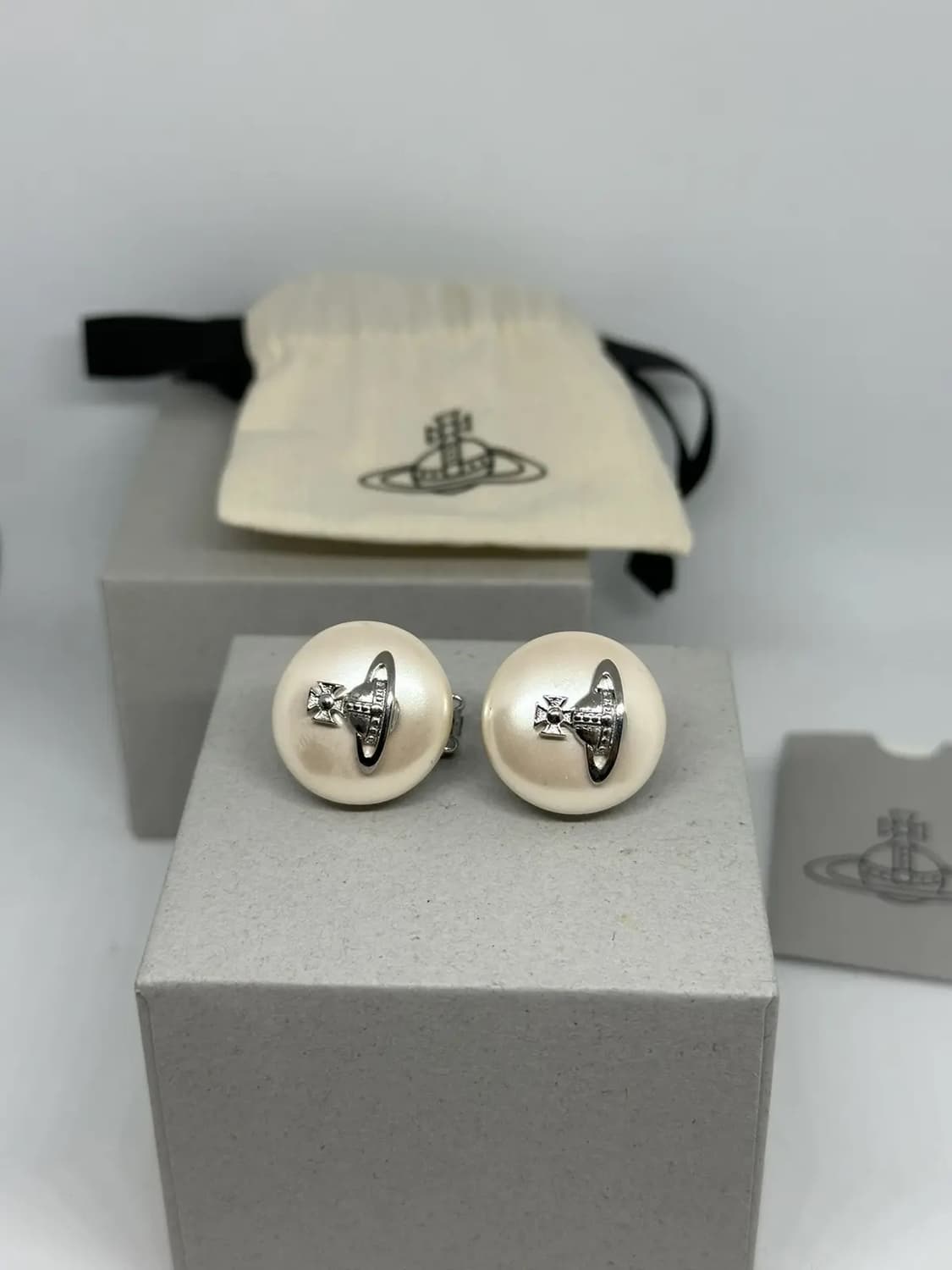 (n) [비비안 웨스트우드] 에밀루 귀걸이 상품이미지1