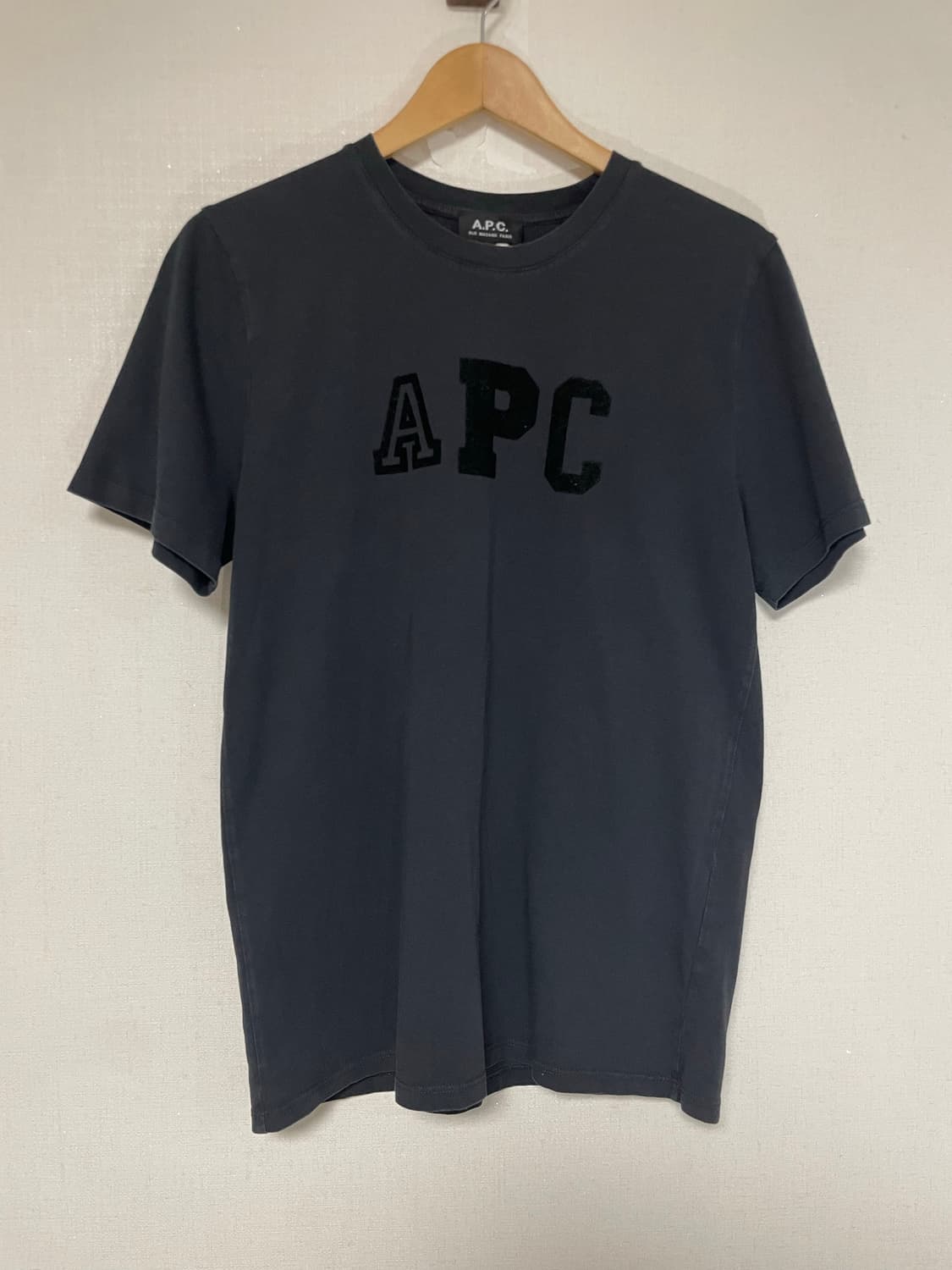 A.P.C. 블랙 티셔츠 M 상품이미지1