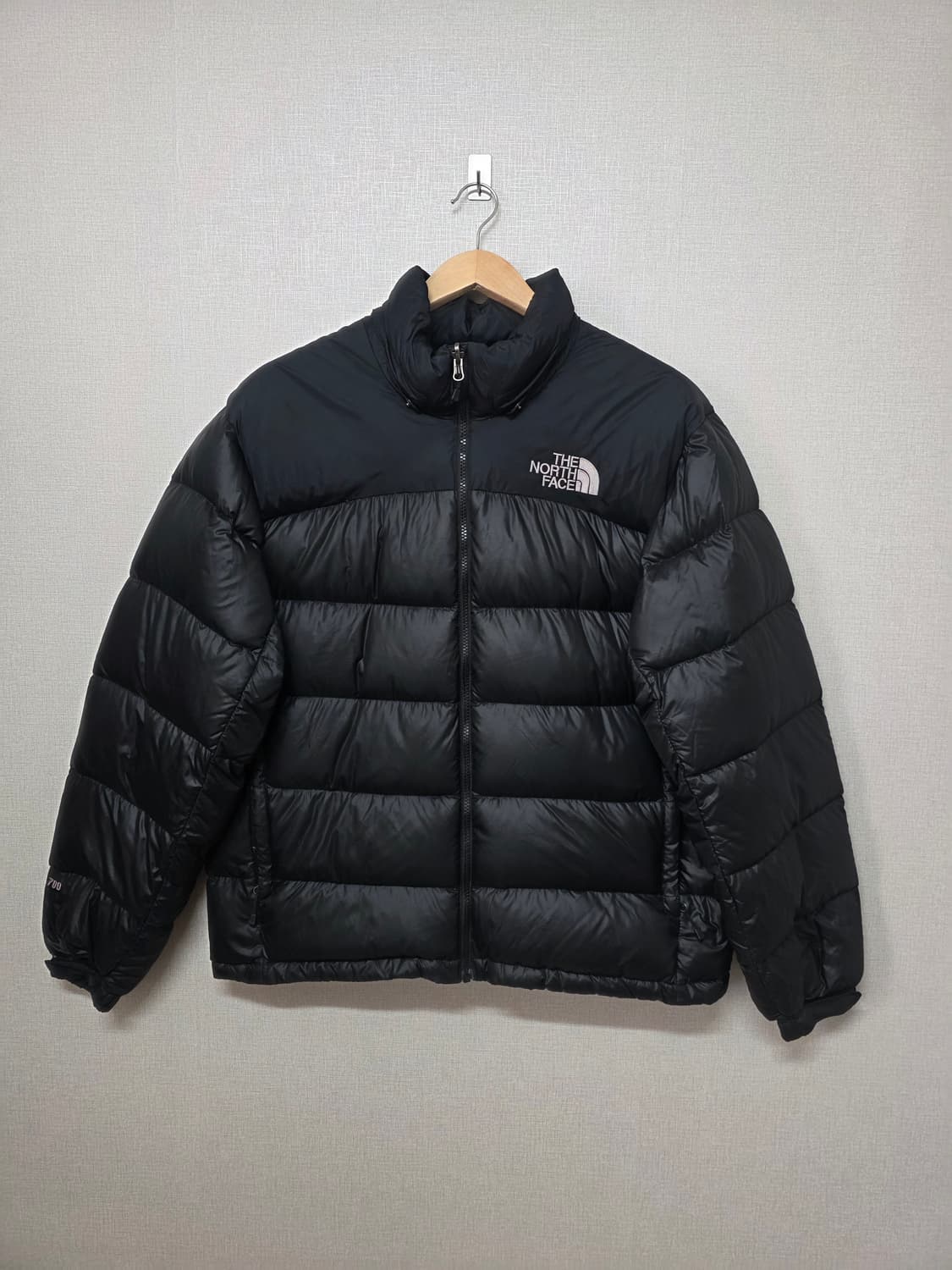노스페이스 700 눕시 블랙 구스다운 패딩 사이즈 100 하자 마지막사진 상품이미지1