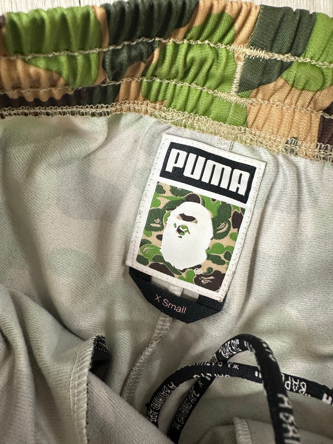 베이프x푸마 카모 트랙 팬츠 XS  상품이미지5