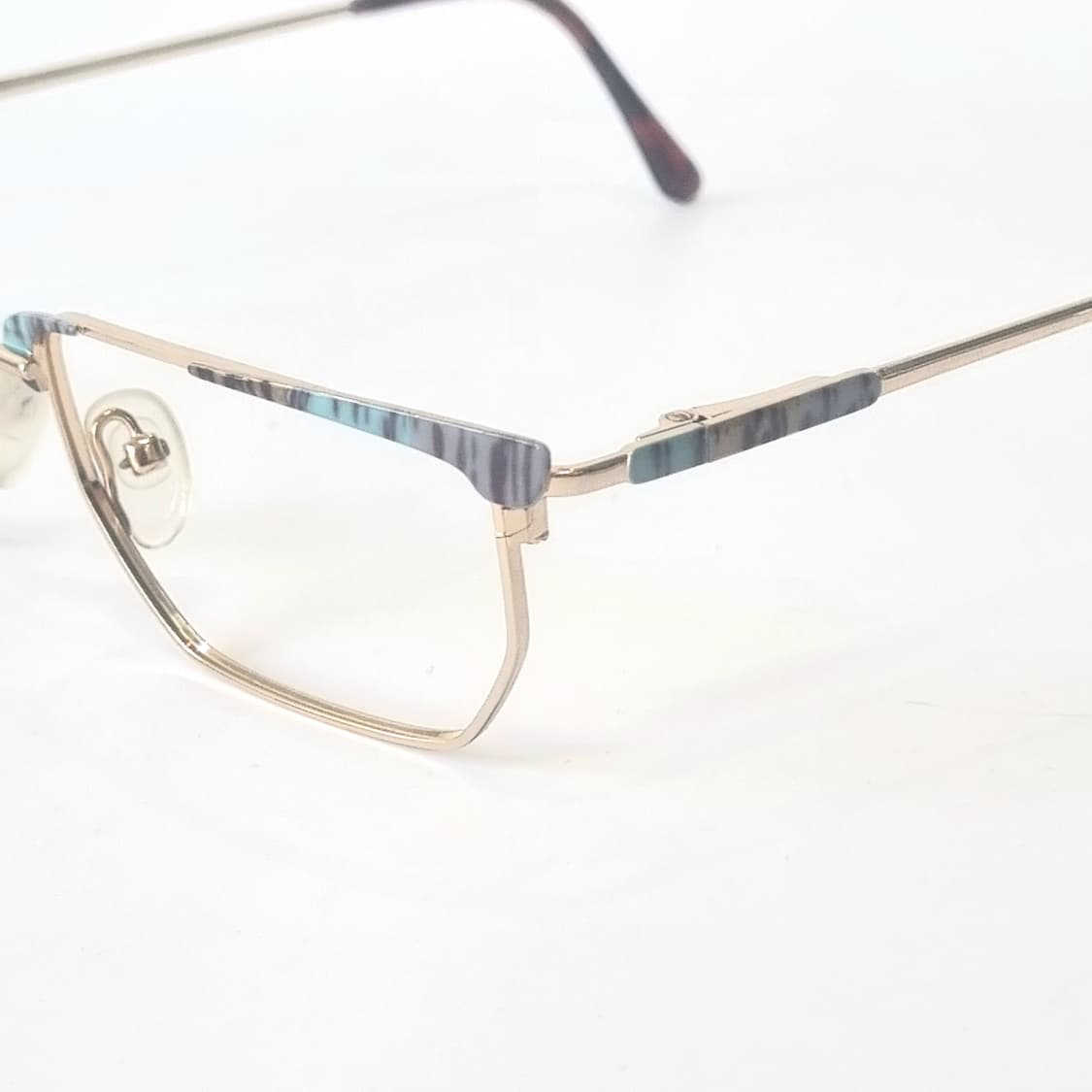 재입고  90's 레트로 골드 다각 포인트 안경테 190 상품이미지1