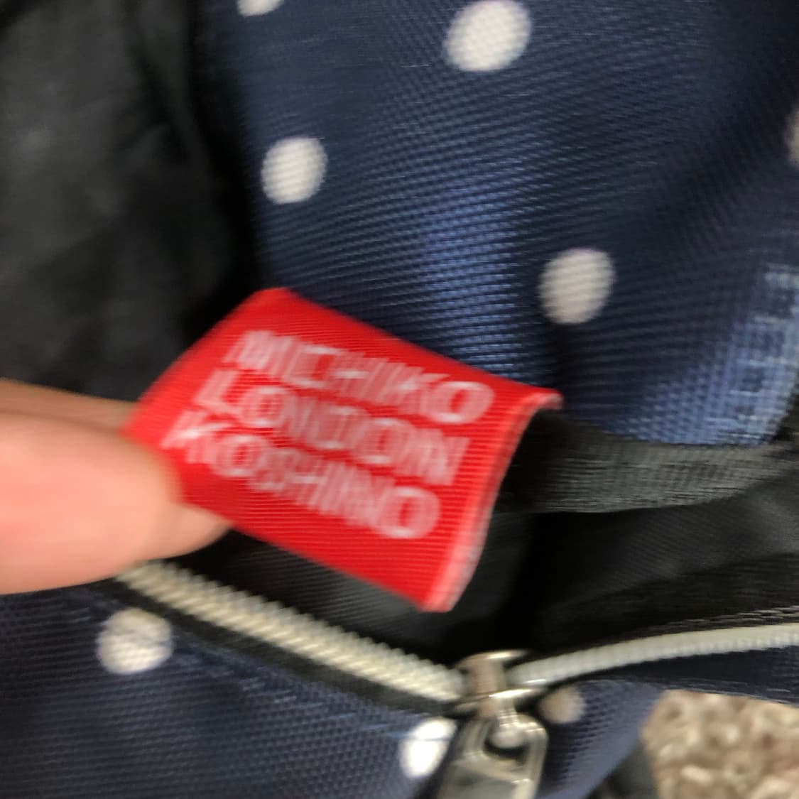 미치코런던 네이비 도트 땡땡이 폴카닷 더플백 상품이미지6