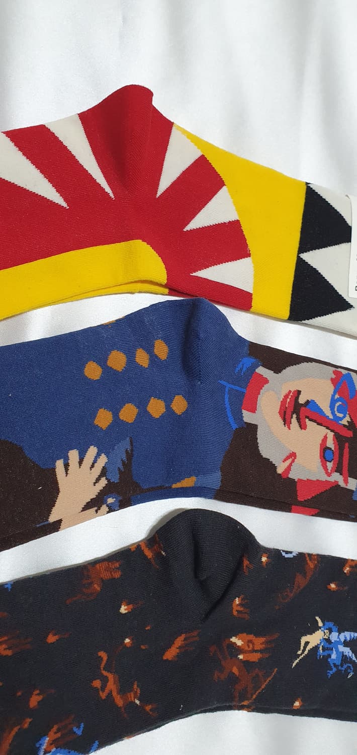 블루 퍼플 옐로우 블랙 인물화  Maison 본메종 양말 상품이미지3