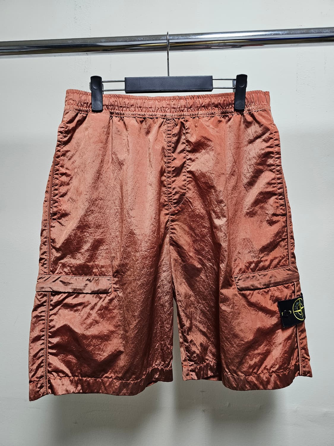 스톤아일랜드 나일론 메탈 반바지 상품이미지1