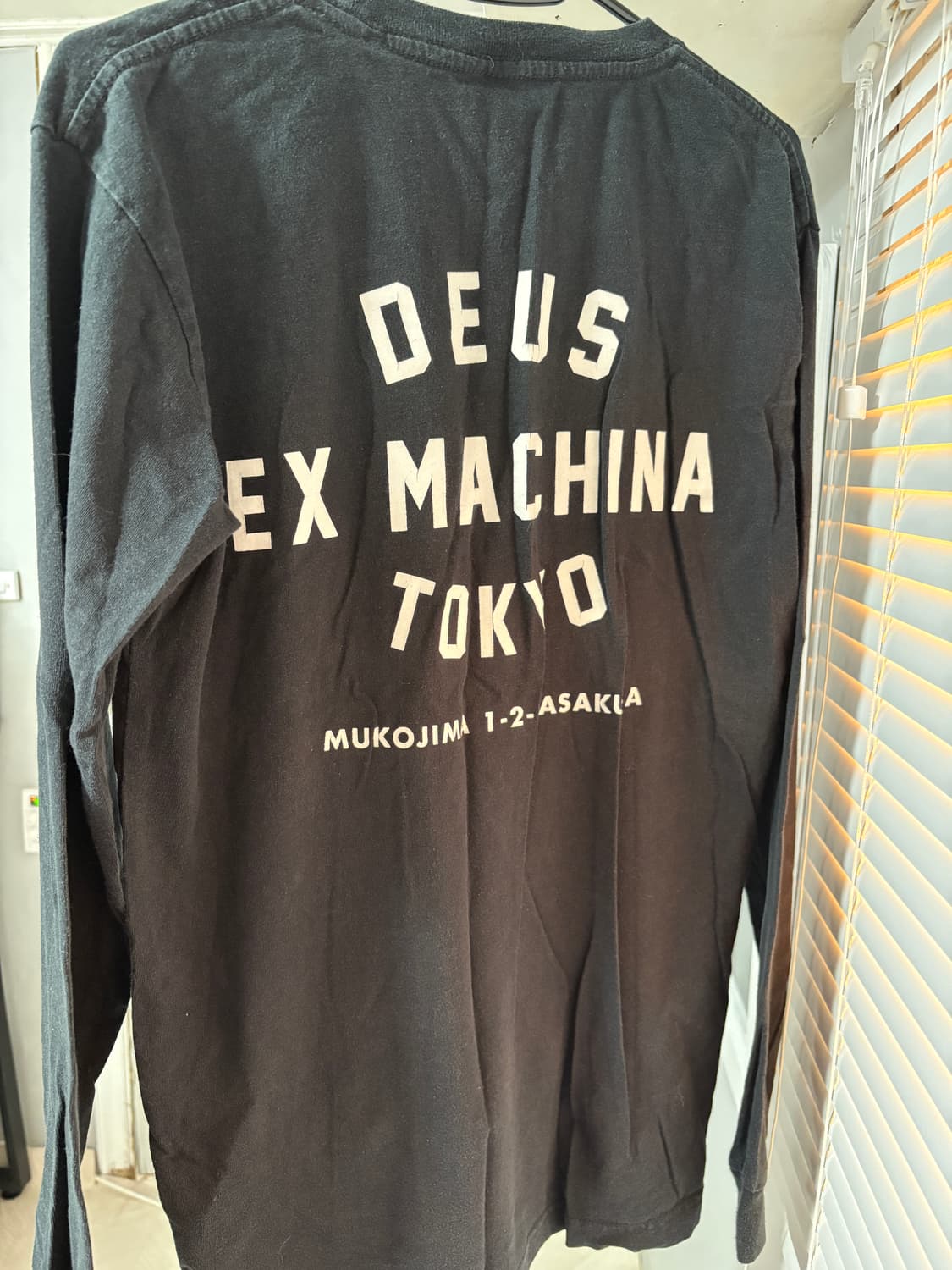 데우스 롱슬리브 s 상품이미지2