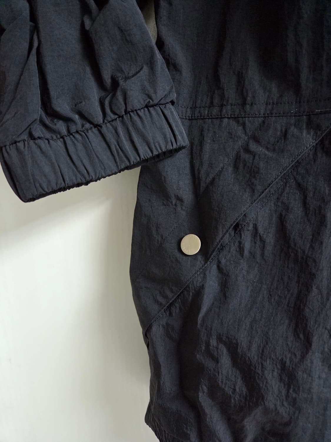 새상품  게스 2024   바람막이 잠바 자켓 봄버 상품이미지5