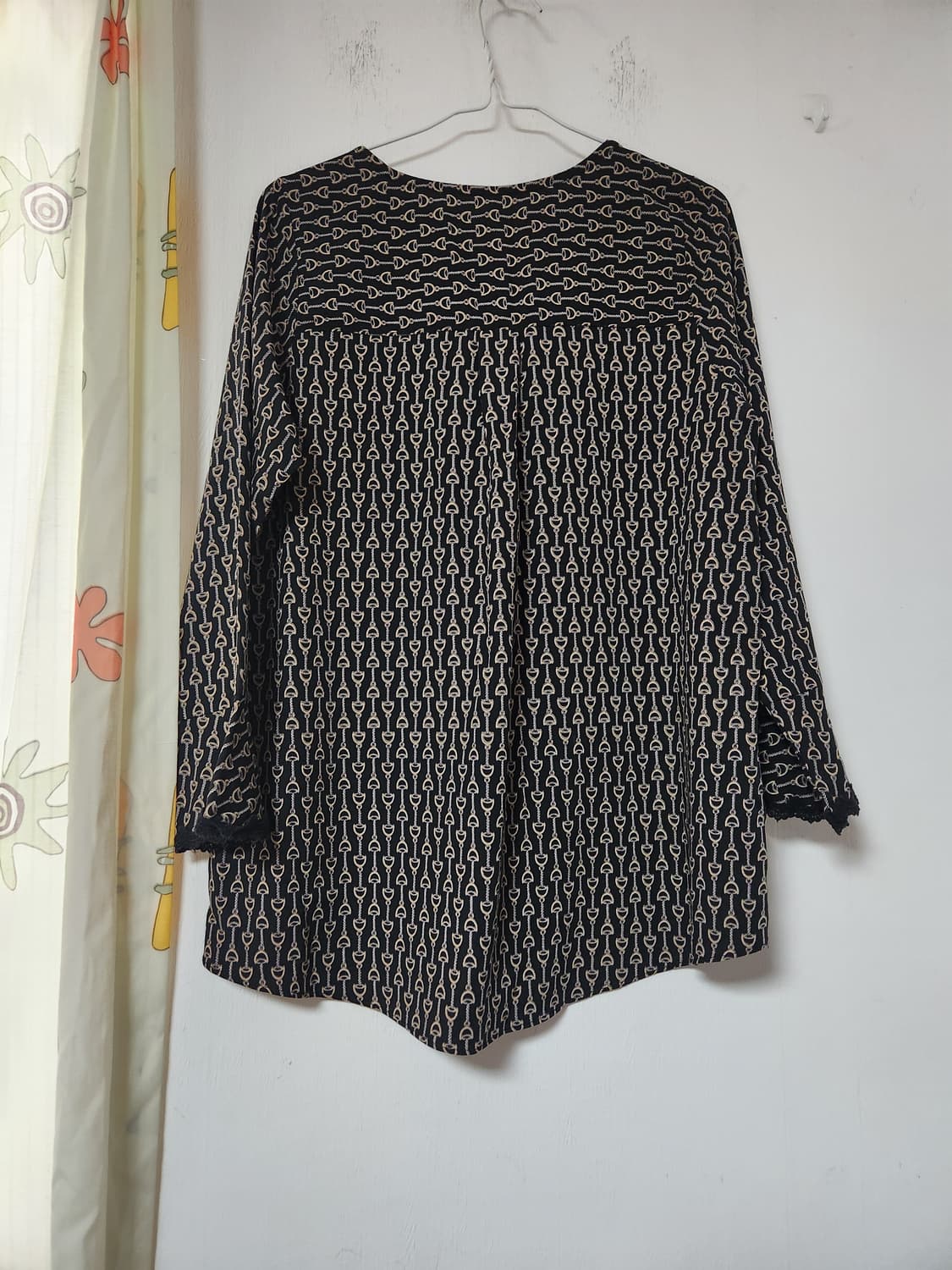 블랙 패턴 블라우스 칠부소매 66~77 상품이미지2