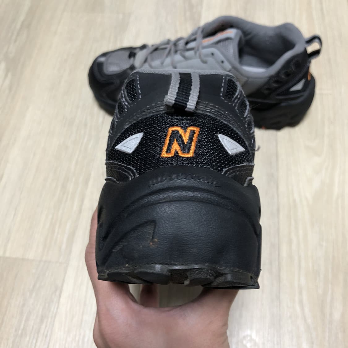 (255) 뉴발란스 ML703 그레이블랙 어글리 스니커즈 트래킹화 그레이 상품이미지2