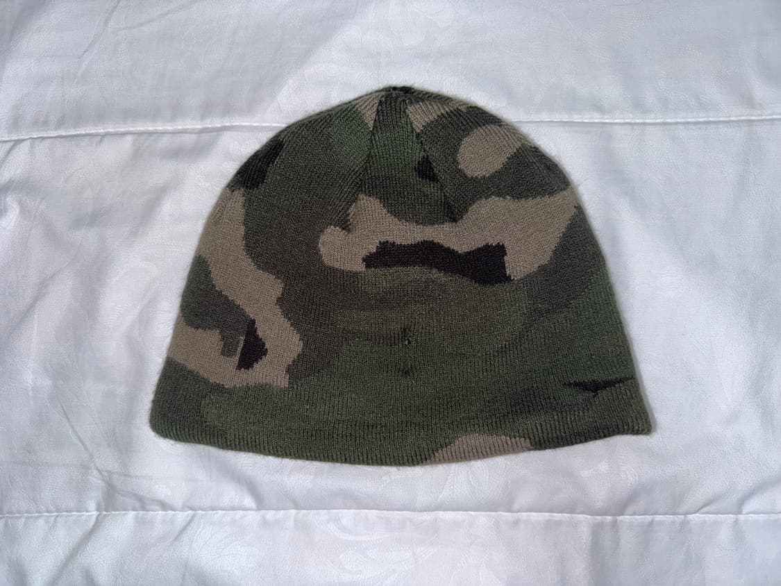 어반아웃피터스 BDG 카모 패턴 비니 상품이미지3