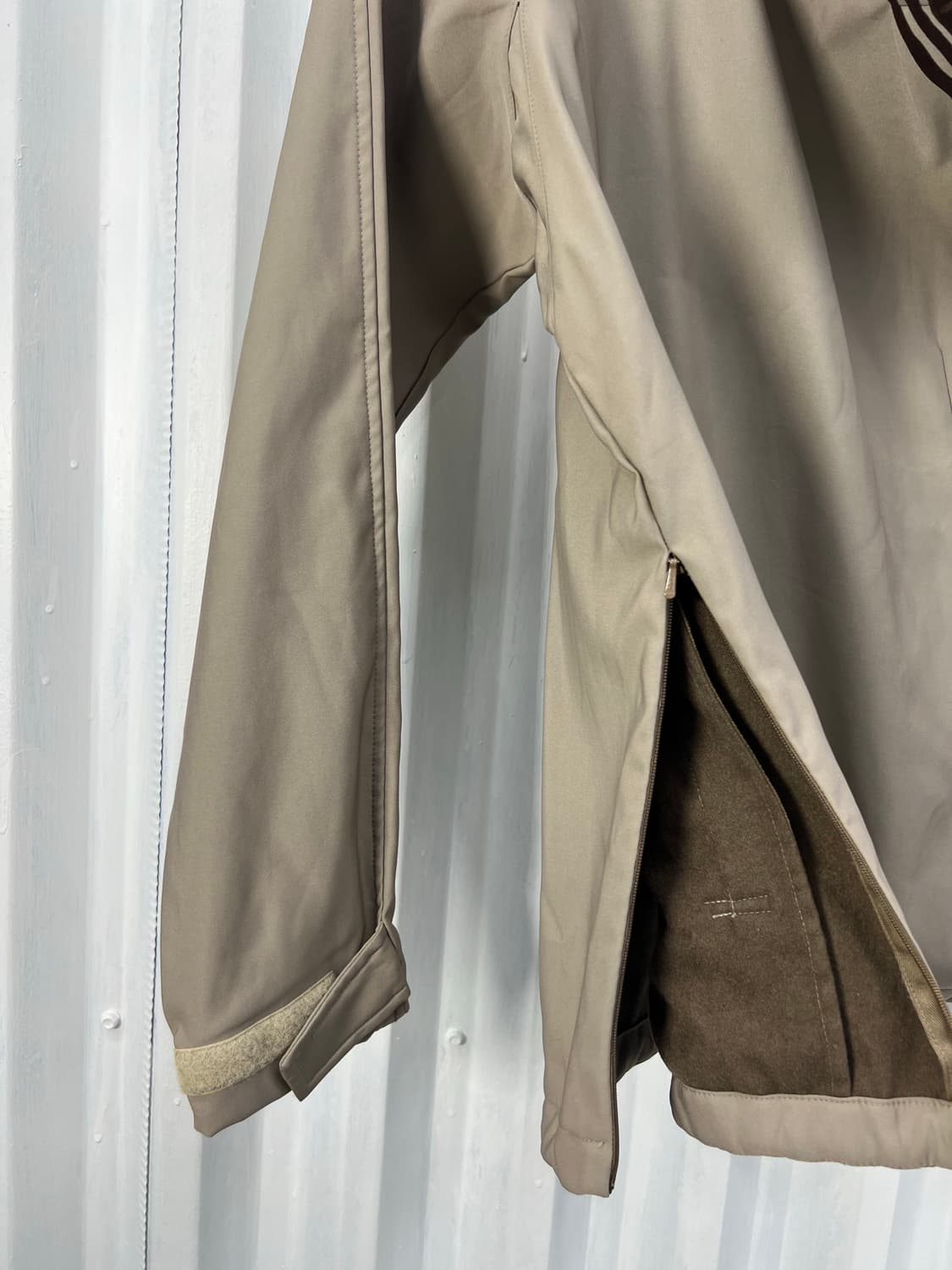 Adidas 초코브라운 사선 아노락 상품이미지8