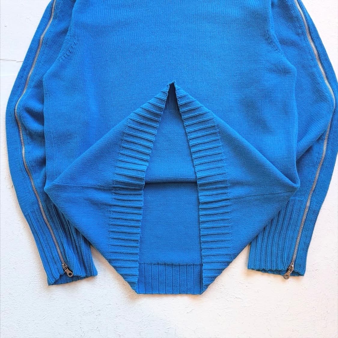 얼마니 익스체인지 오픈형 코튼 스웨터 상품이미지4