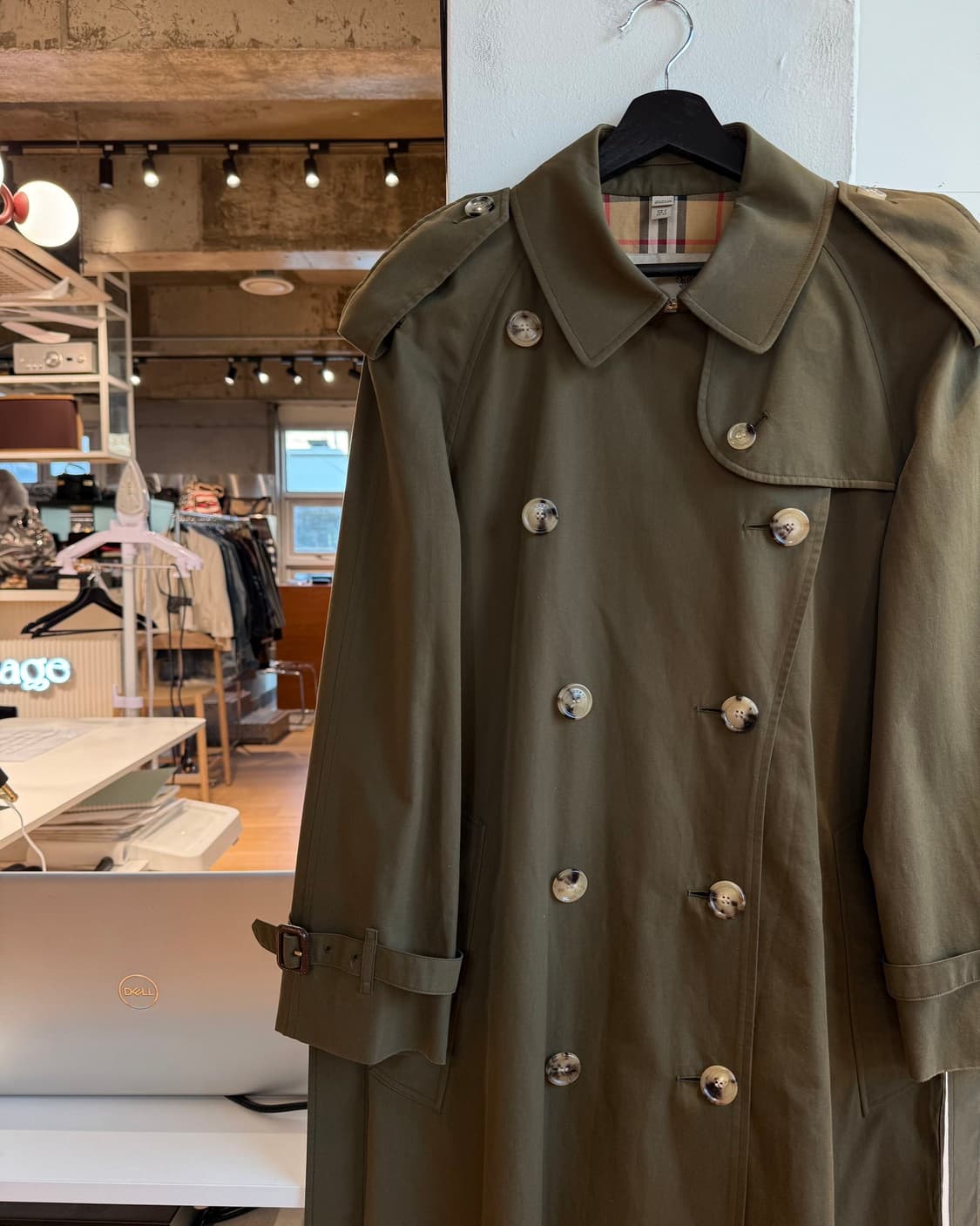 버버리 카키 더블 헤리티지 트렌치 코트 상품이미지4